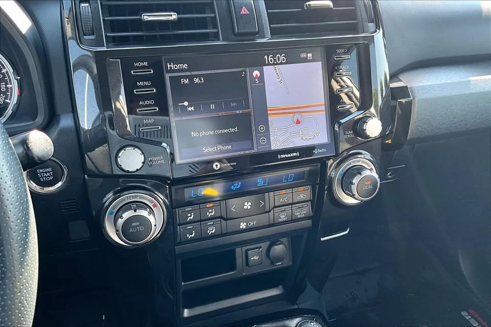 2020 Toyota 4Runner 5th Gen - Image 9 of 18