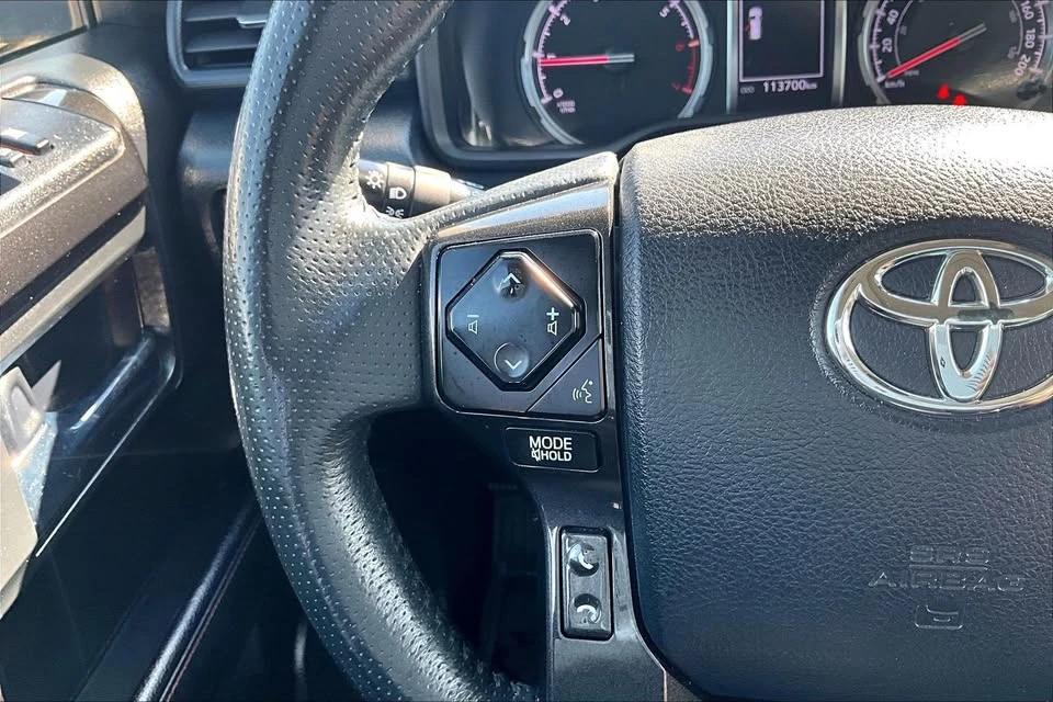 2020 Toyota 4Runner 5th Gen - Image 14 of 18