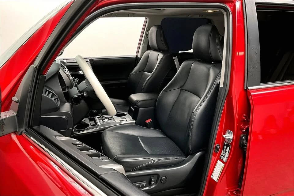 2020 Toyota 4Runner 5th Gen - Image 8 of 20