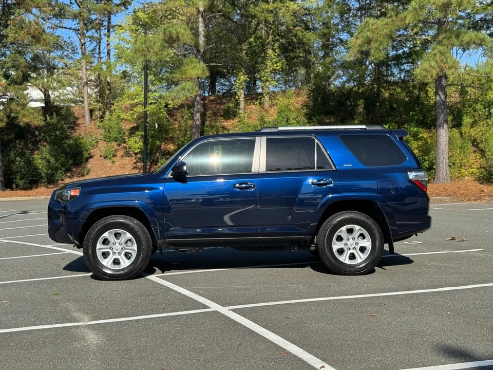 2020 Toyota 4Runner 5th Gen - Image 6 of 12