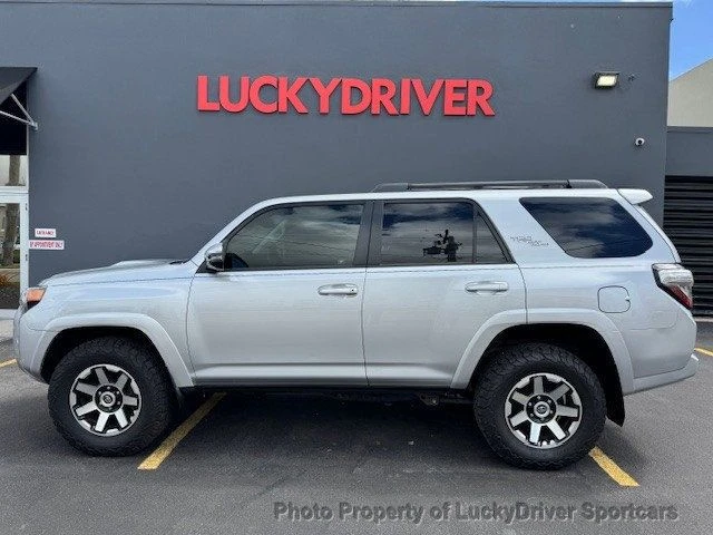 2020 Toyota 4Runner 5th Gen - Image 9 of 9