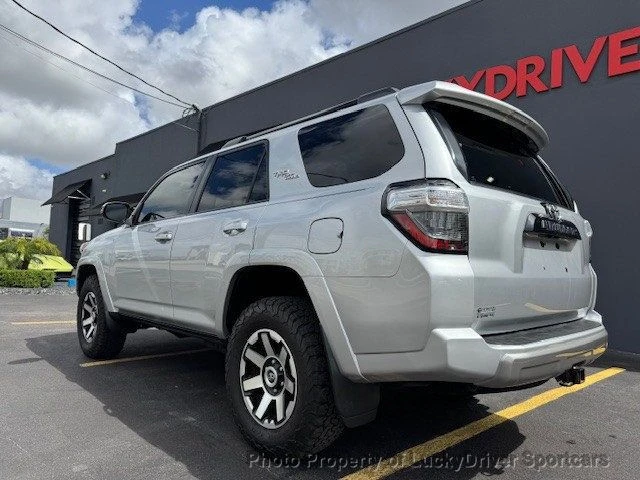 2020 Toyota 4Runner 5th Gen - Image 5 of 9