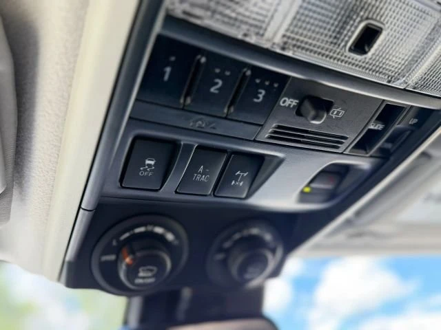 2020 Toyota 4Runner 5th Gen - Image 19 of 20