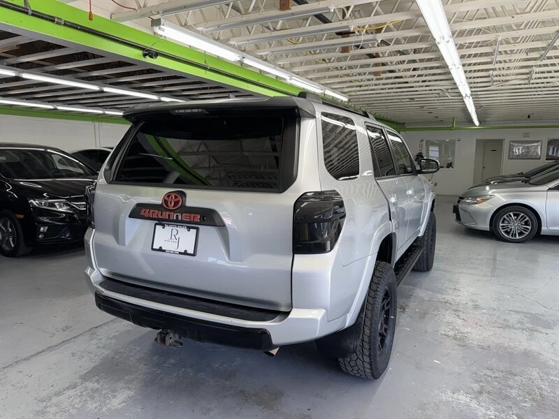 2020 Toyota 4Runner 5th Gen - Image 6 of 18