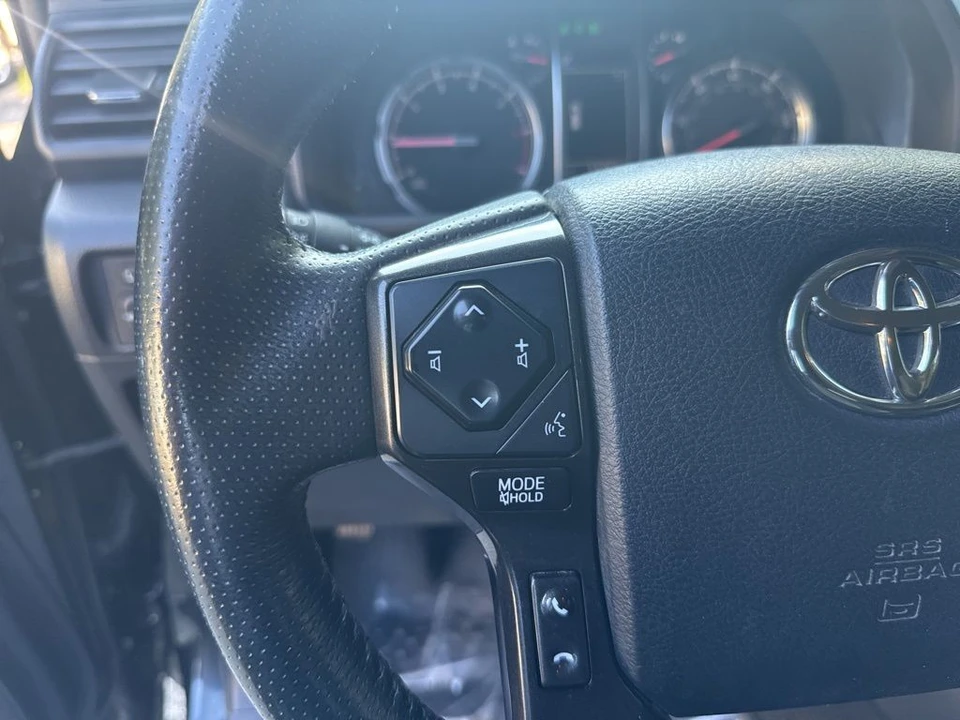 2020 Toyota 4Runner 5th Gen - Image 11 of 12