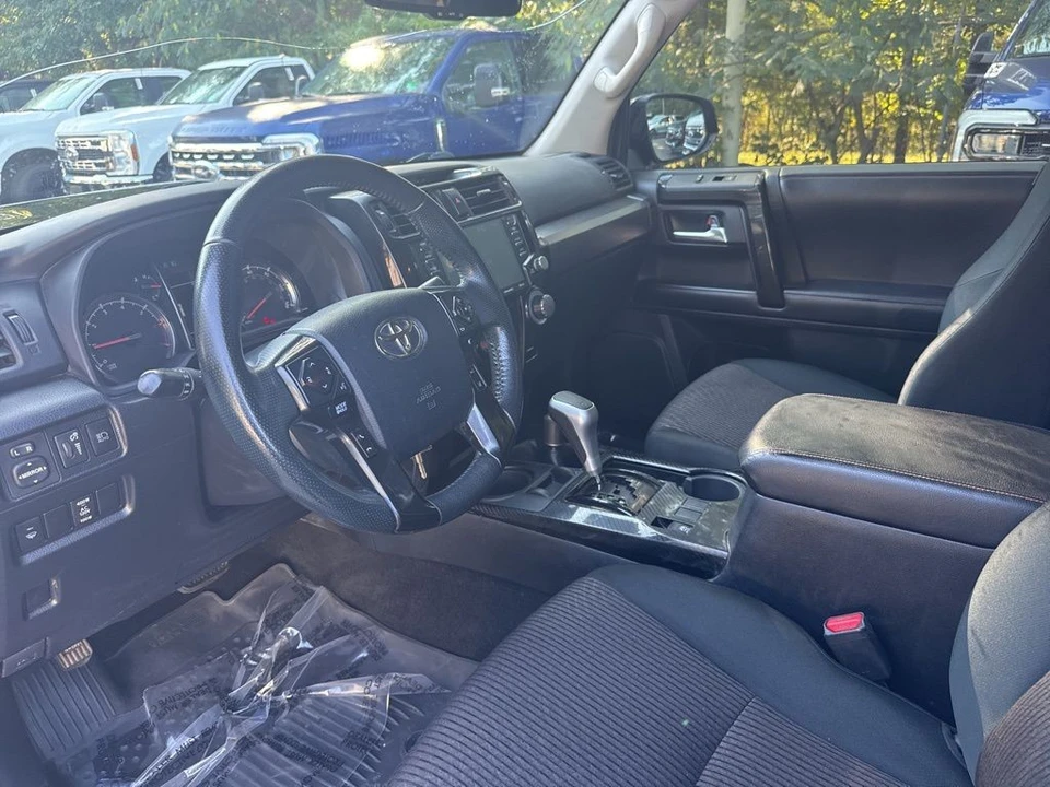 2020 Toyota 4Runner 5th Gen - Image 7 of 12