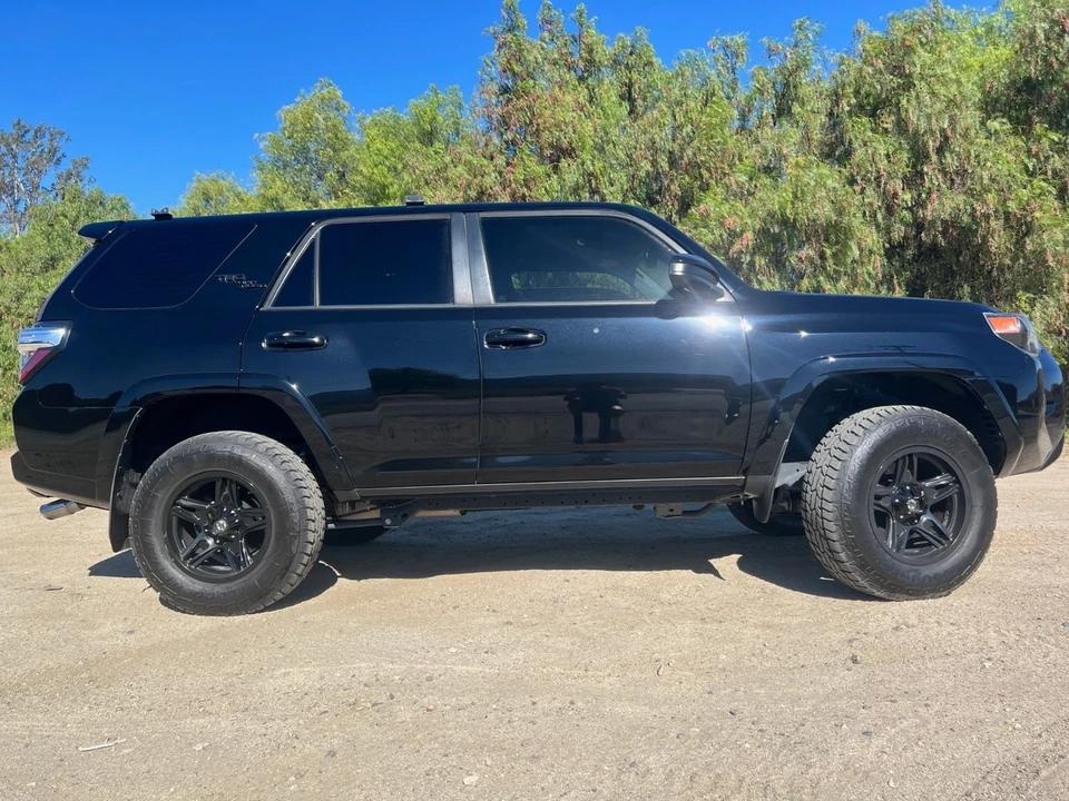 2020 Toyota 4Runner 5th Gen - Image 8 of 13