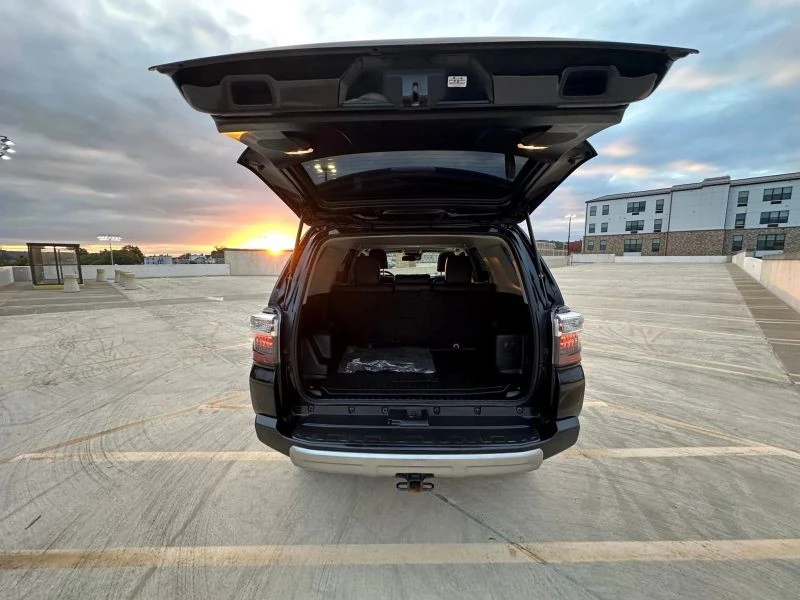 2020 Toyota 4Runner 5th Gen - Image 5 of 12