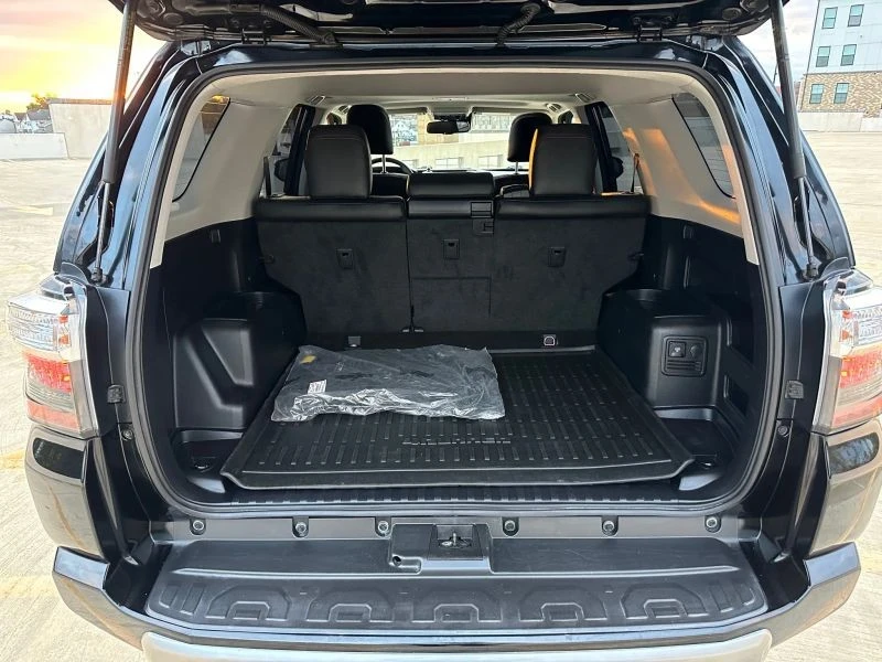 2020 Toyota 4Runner 5th Gen - Image 6 of 12