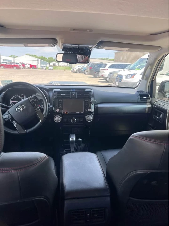 2020 Toyota 4Runner 5th Gen - Image 8 of 12