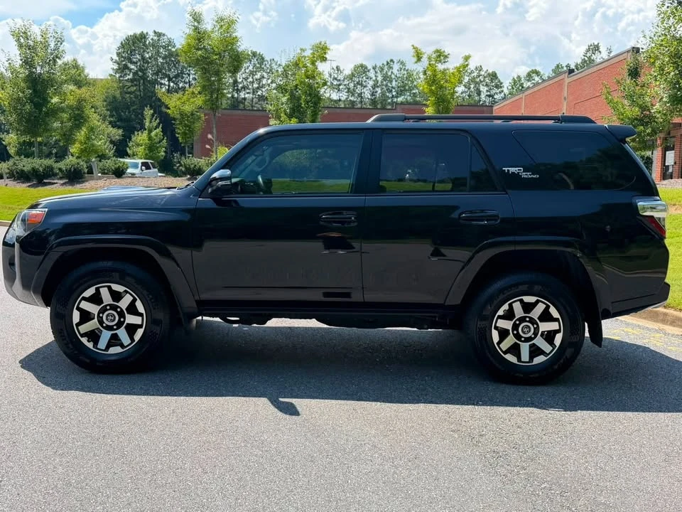 2020 Toyota 4Runner 5th Gen - Image 11 of 15