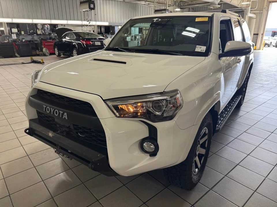 2020 Toyota 4Runner 5th Gen - Image 5 of 18