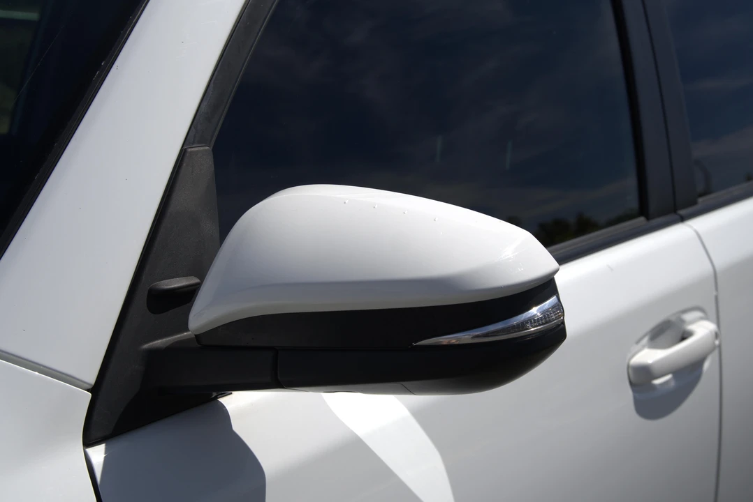 2020 Toyota 4Runner 5th Gen - Image 9 of 31