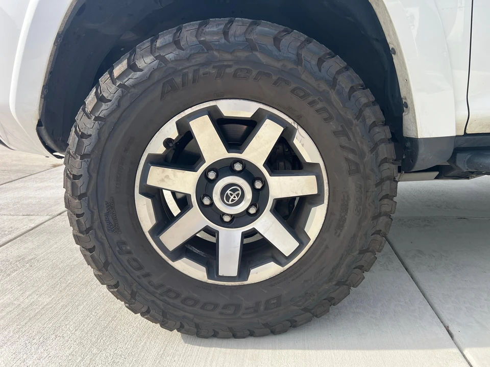 2020 Toyota 4Runner 5th Gen - Image 20 of 31