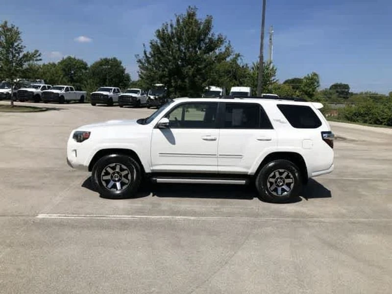 2020 Toyota 4Runner 5th Gen - Image 2 of 19