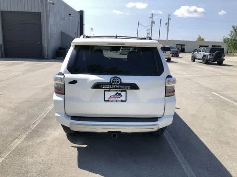 2020 Toyota 4Runner 5th Gen - Image 4 of 19