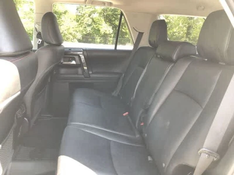 2020 Toyota 4Runner 5th Gen - Image 16 of 19