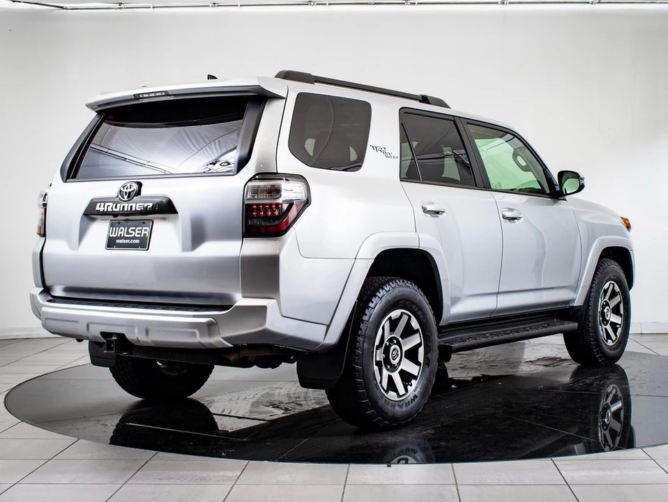 2020 Toyota 4Runner 5th Gen - Image 7 of 21