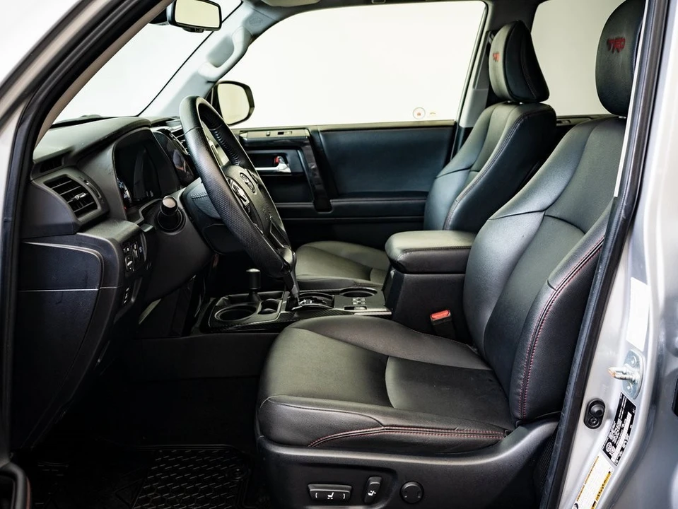 2020 Toyota 4Runner 5th Gen - Image 18 of 21