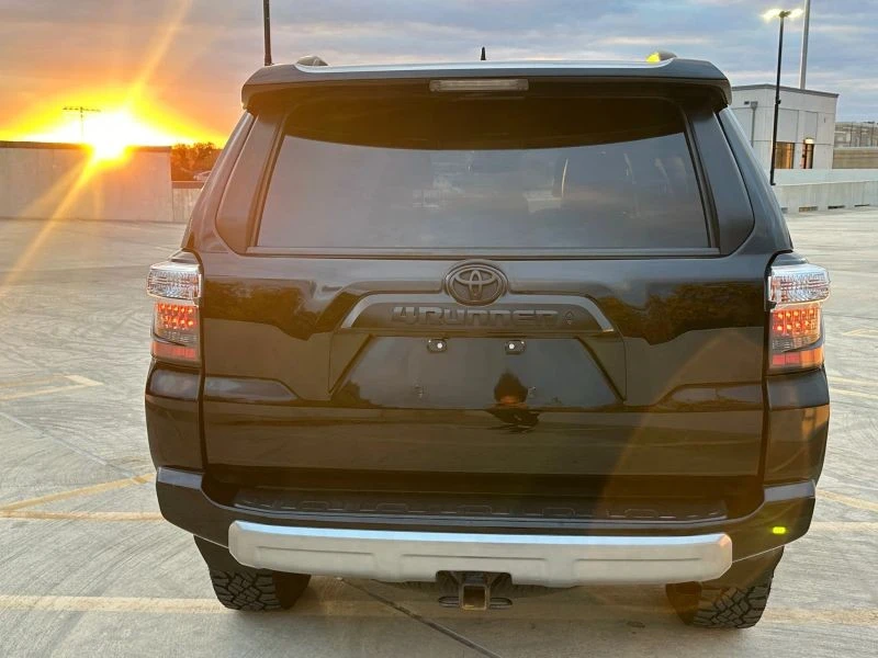 2020 Toyota 4Runner 5th Gen - Image 4 of 12