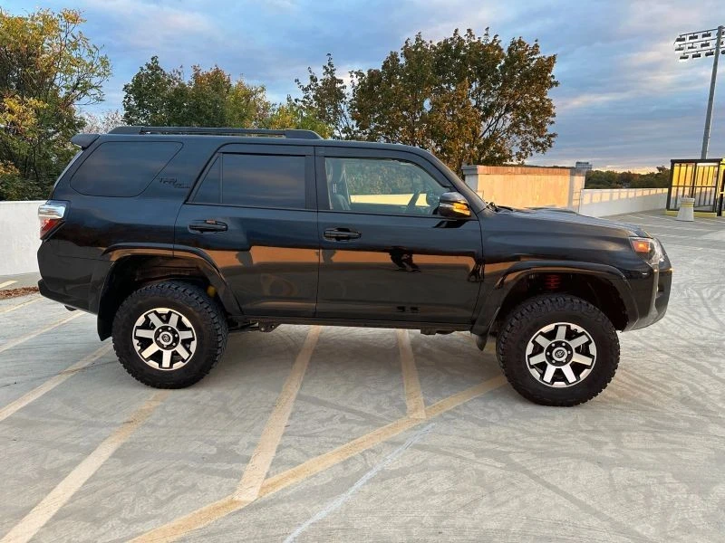 2020 Toyota 4Runner 5th Gen - Image 2 of 12