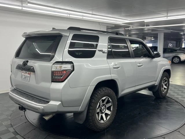 2020 Toyota 4Runner 5th Gen - Image 4 of 12