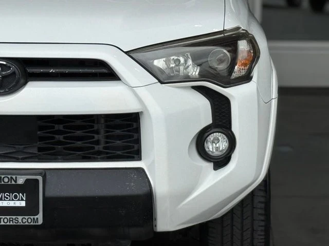 2020 Toyota 4Runner 5th Gen - Image 5 of 12
