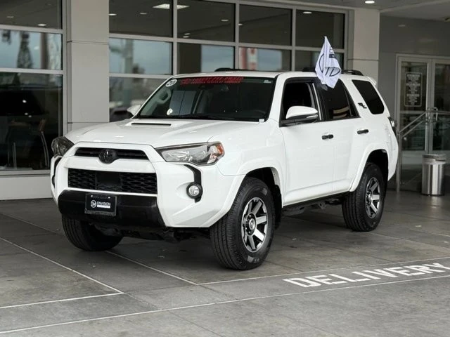 2020 Toyota 4Runner 5th Gen - Image 2 of 12