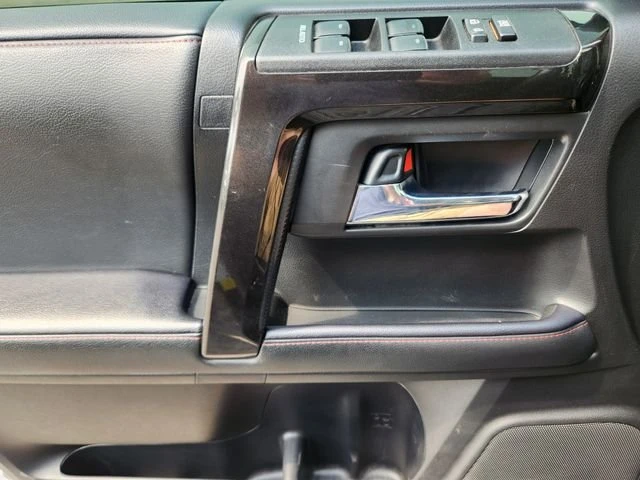 2020 Toyota 4Runner 5th Gen - Image 9 of 12