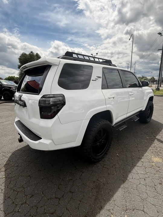 2020 Toyota 4Runner 5th Gen - Image 4 of 20