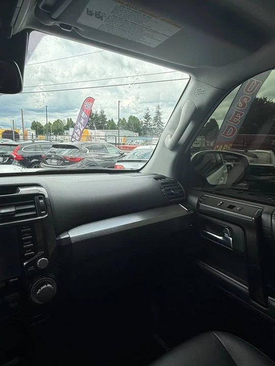 2020 Toyota 4Runner 5th Gen - Image 16 of 20