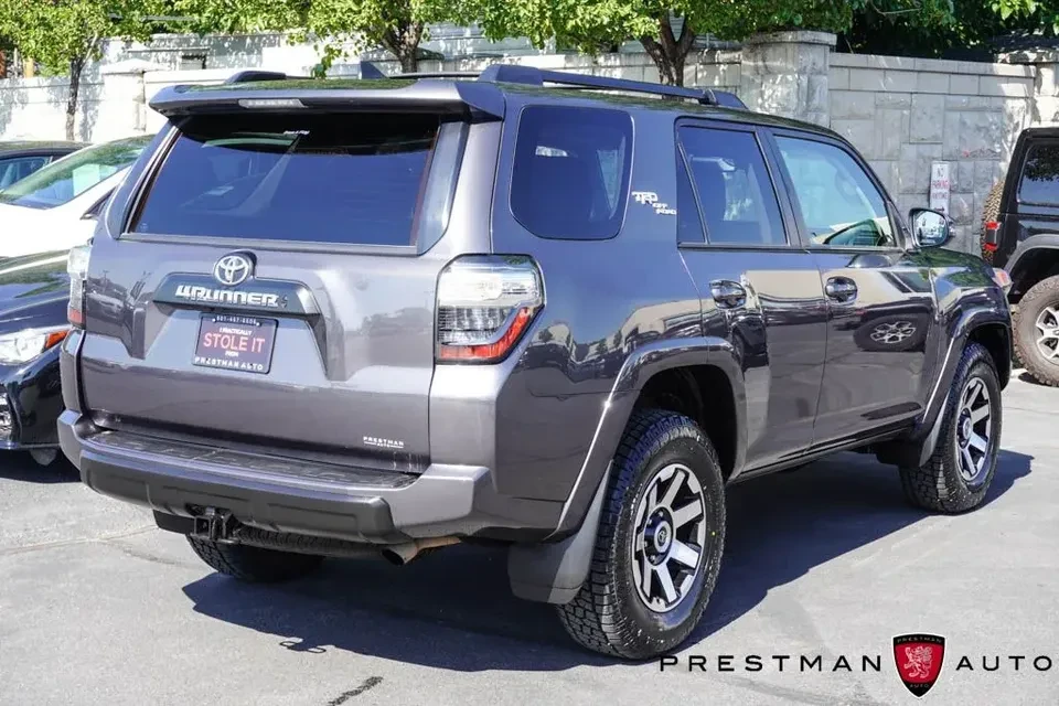 2020 Toyota 4Runner 5th Gen - Image 4 of 20
