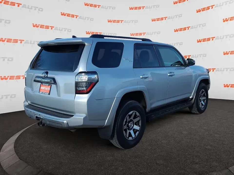 2020 Toyota 4Runner 5th Gen - Image 5 of 20