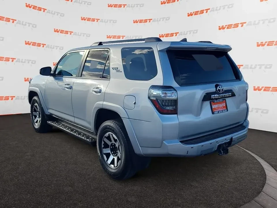2020 Toyota 4Runner 5th Gen - Image 3 of 20