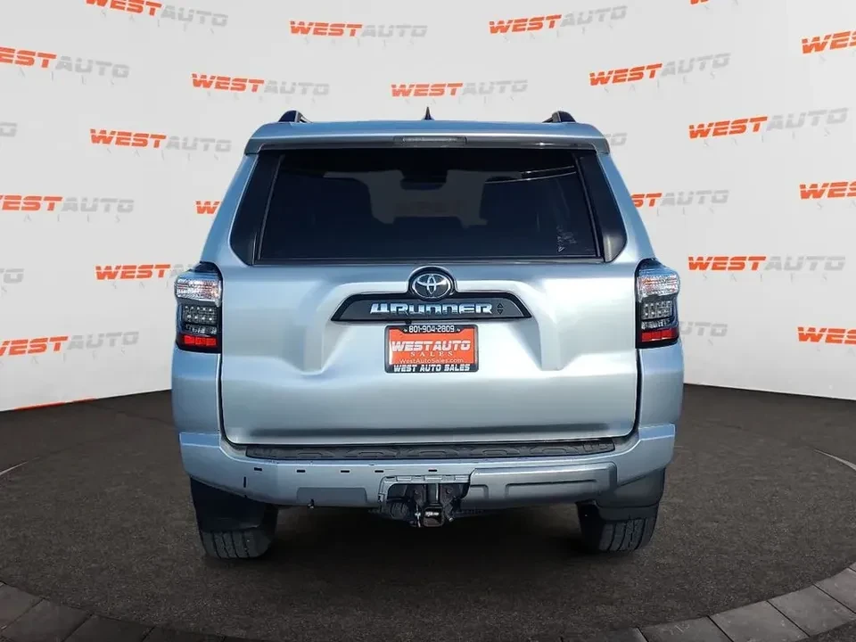 2020 Toyota 4Runner 5th Gen - Image 4 of 20