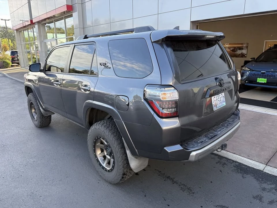 2020 Toyota 4Runner 5th Gen - Image 5 of 11