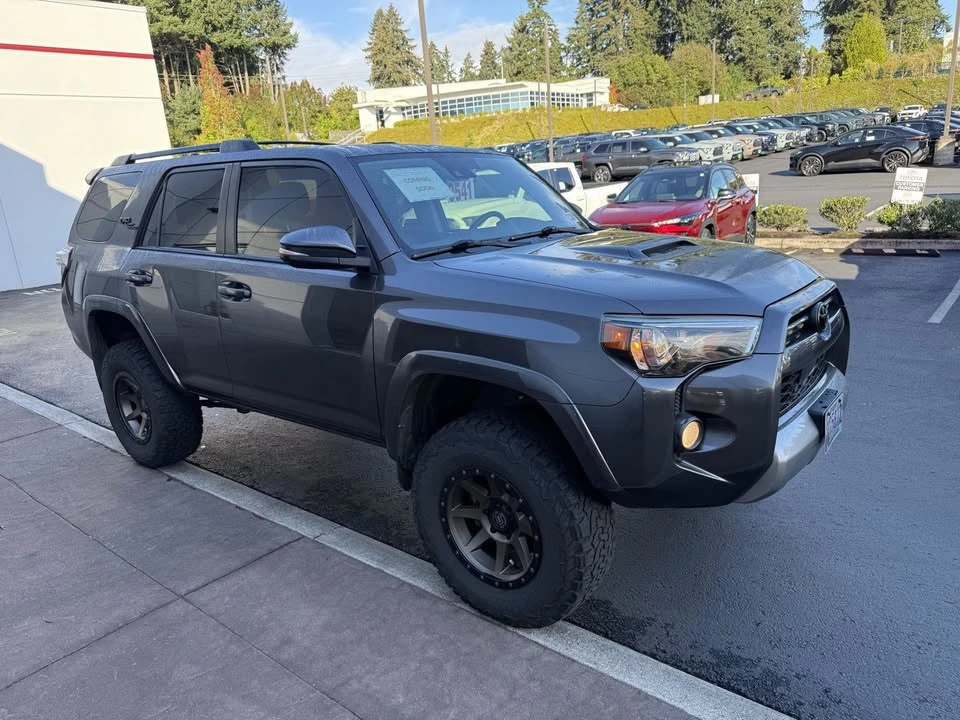 2020 Toyota 4Runner 5th Gen - Image 3 of 11