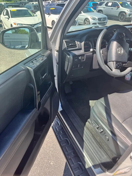 2020 Toyota 4Runner 5th Gen - Image 7 of 17