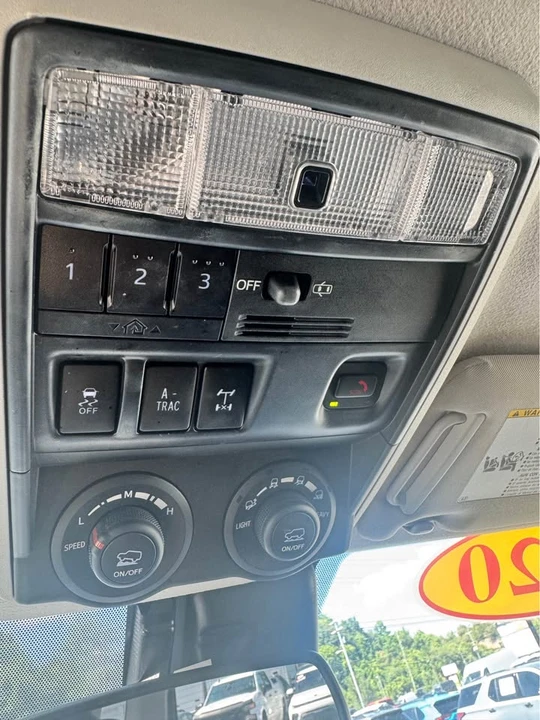2020 Toyota 4Runner 5th Gen - Image 13 of 17