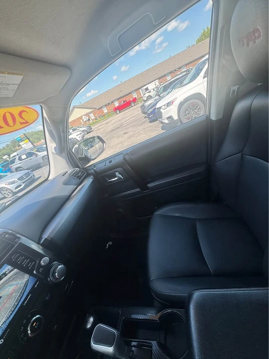 2020 Toyota 4Runner 5th Gen - Image 14 of 17