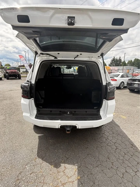 2020 Toyota 4Runner 5th Gen - Image 6 of 20