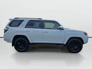 2020 Toyota 4Runner 5th Gen - Image 6 of 16