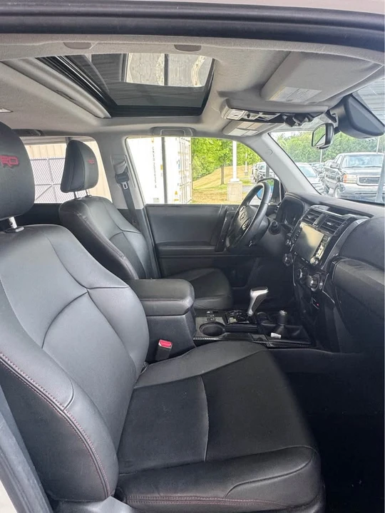 2020 Toyota 4Runner 5th Gen - Image 8 of 11