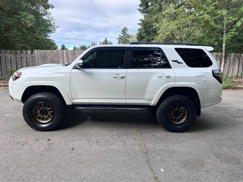2020 Toyota 4Runner 5th Gen - Image 2 of 18
