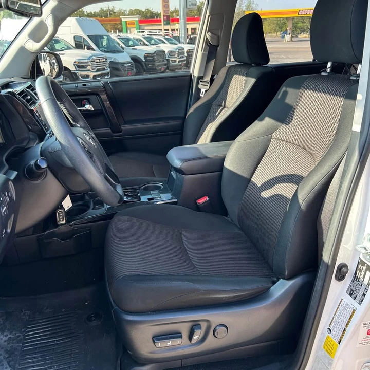 2020 Toyota 4Runner 5th Gen - Image 11 of 16