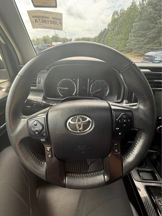 2020 Toyota 4Runner 5th Gen - Image 6 of 11