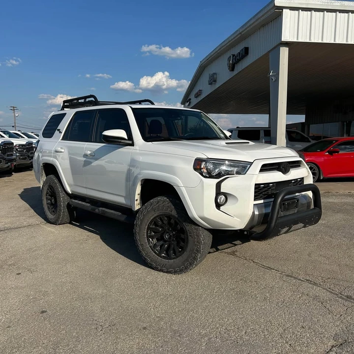 2020 Toyota 4Runner 5th Gen - Image 8 of 16