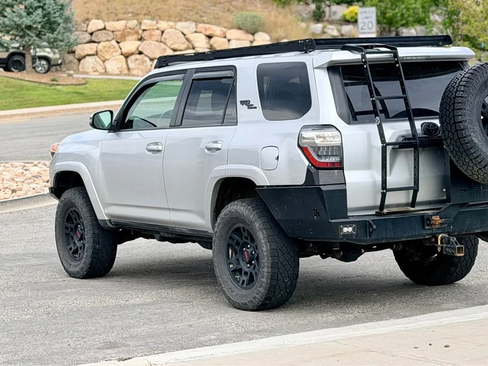 2020 Toyota 4Runner 5th Gen - Image 15 of 20