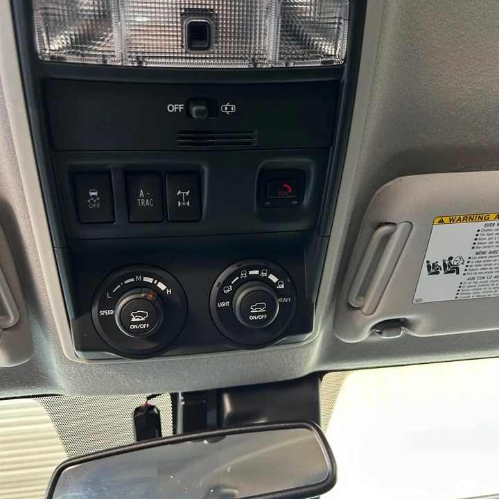 2020 Toyota 4Runner 5th Gen - Image 15 of 16