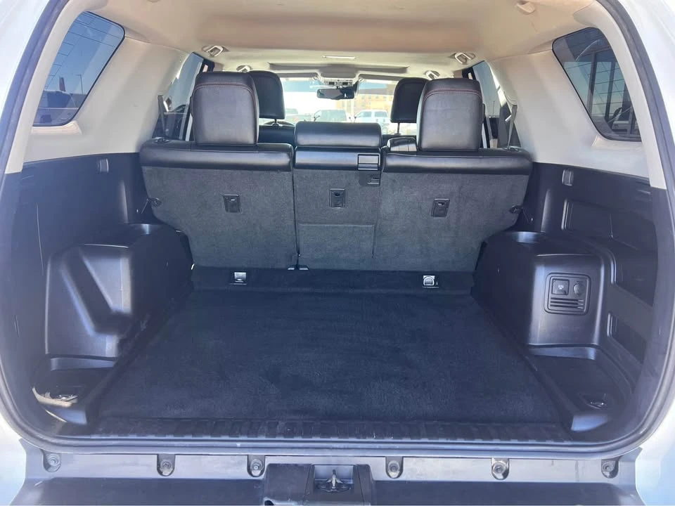 2020 Toyota 4Runner 5th Gen - Image 9 of 17